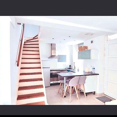 Maison De Charme En Centre Ville Avec Terrasse Lille Ngoại thất bức ảnh
